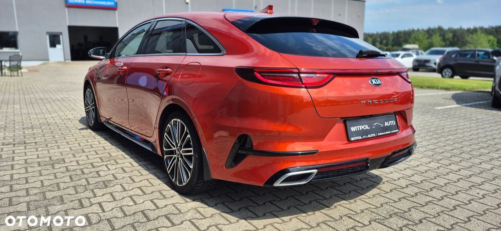 Kia ProCeed - 8