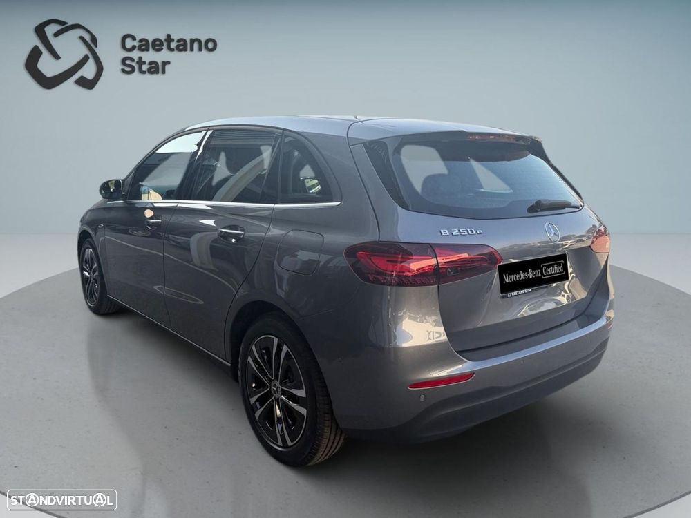 Mercedes-Benz B 250 e - 6