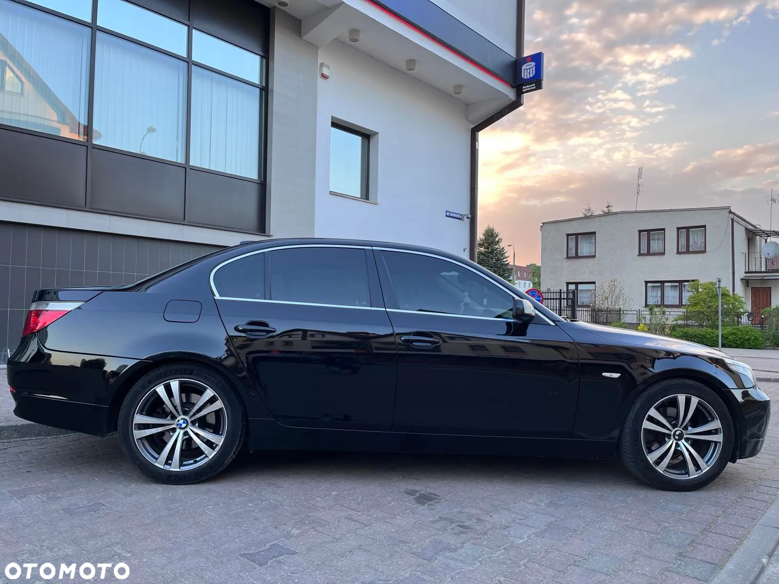 BMW Seria 5 520d - 4