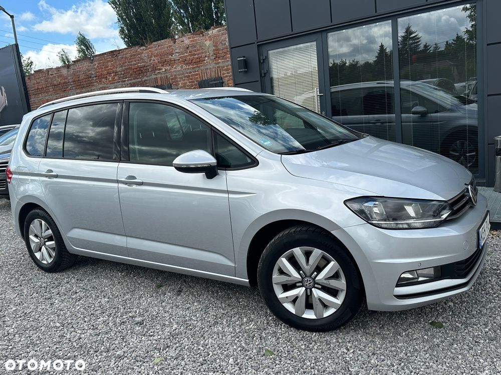 Volkswagen Touran 1.6 TDI SCR BlueMotion Technology DSG Comfortline - 25