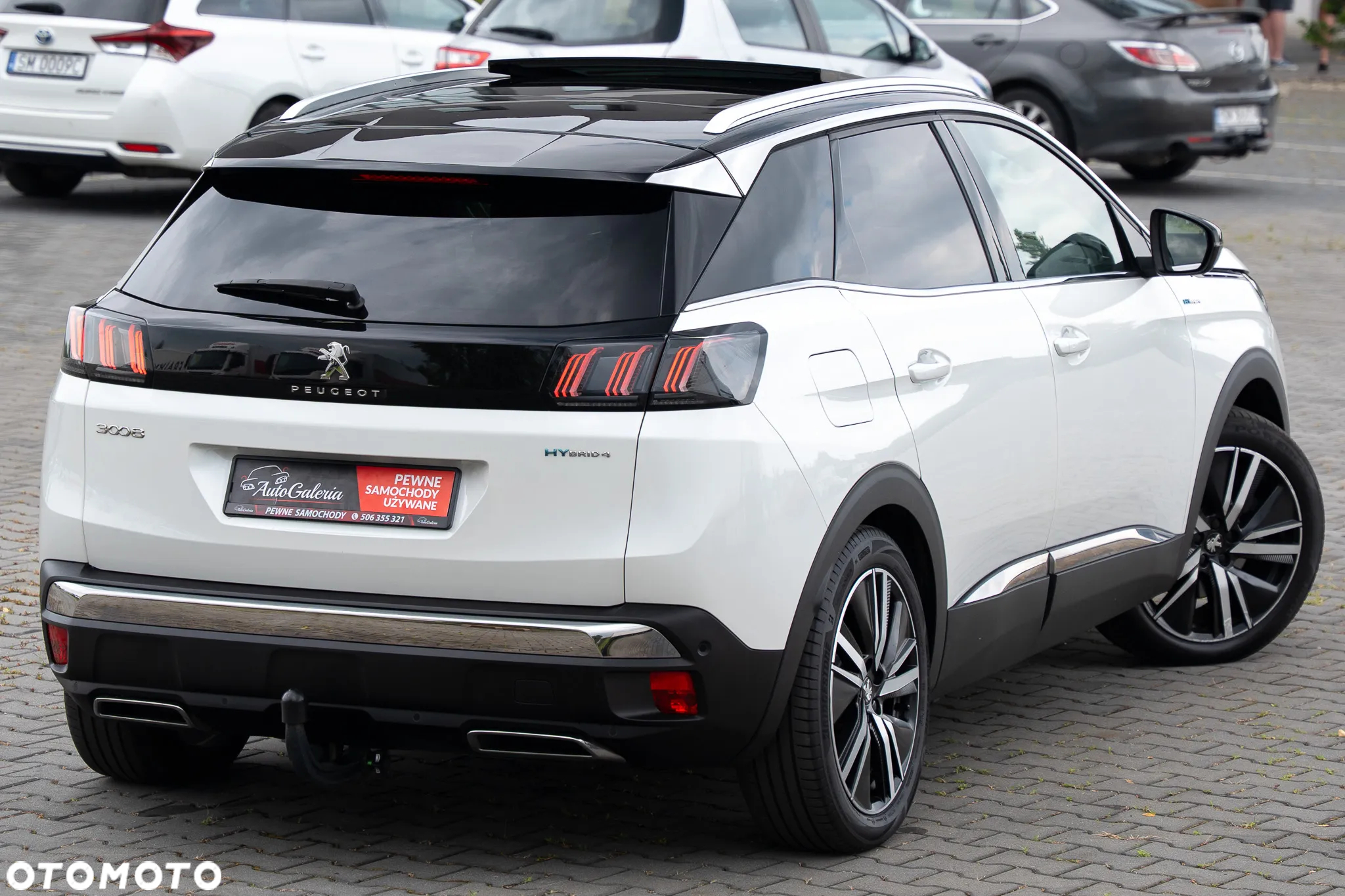 Peugeot 3008 Hybrid4 300 e-EAT8 GT - 9