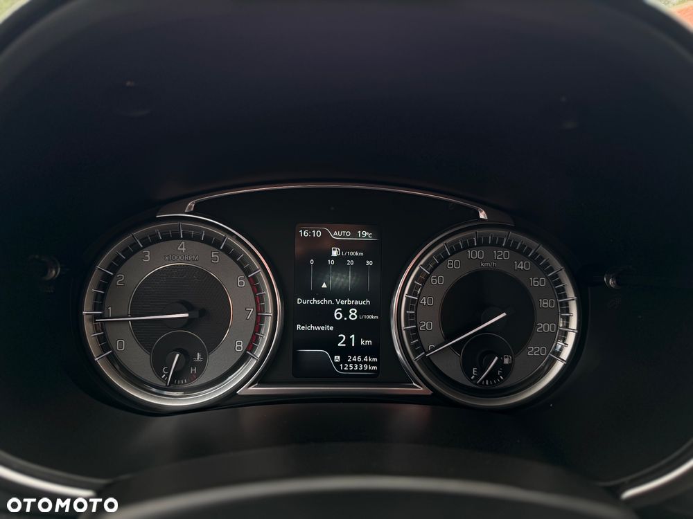 Suzuki Vitara 1.4 Boosterjet Premium 4WD - 16