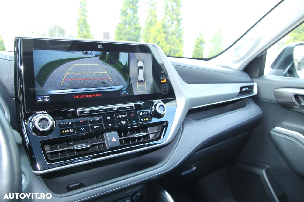 Toyota Highlander 2.5 L Dynamic Force 248CP Executive Metallic - 37