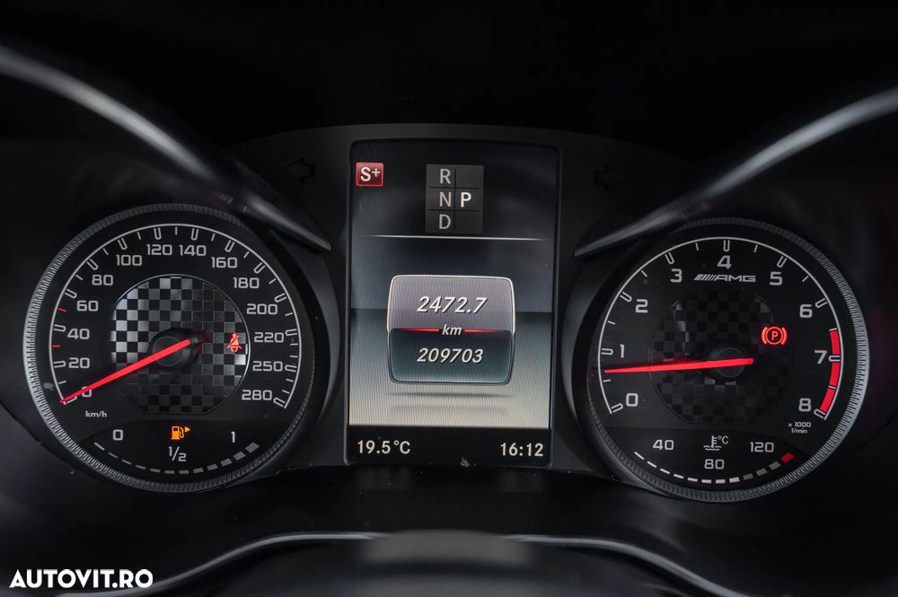 Mercedes-Benz GLC Coupe AMG 43 4Matic 9G-TRONIC - 29