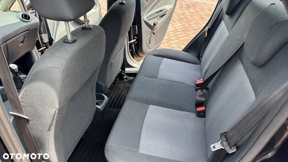 Ford Fiesta 1.25 Viva - 31