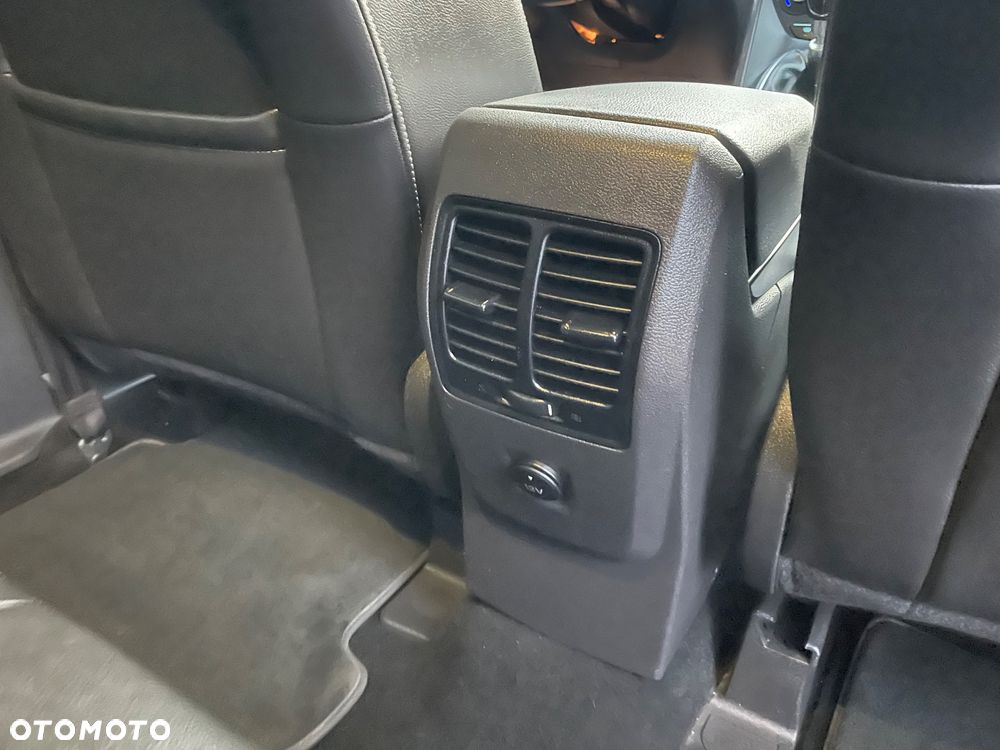 Ford Kuga 1.6 EcoBoost 2x4 Individual - 26