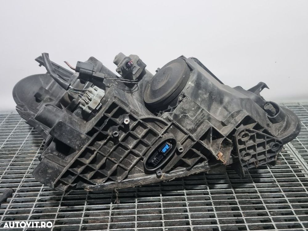 Far Stanga Nissan Qashqai Facelift 2010 - 2013 SUV 4 Usi (1432) Xenon - 3