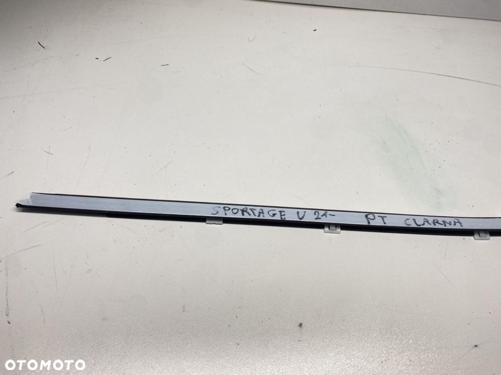 LISTWA PARAPET PRAWA TYLNA KIA SPORTAGE V CZARNA NOWA 21- - 2