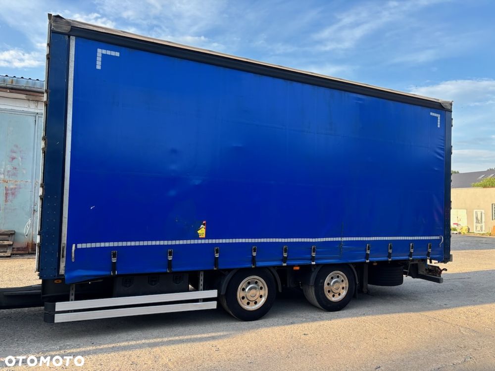 Mercedes-Benz Actros - 11