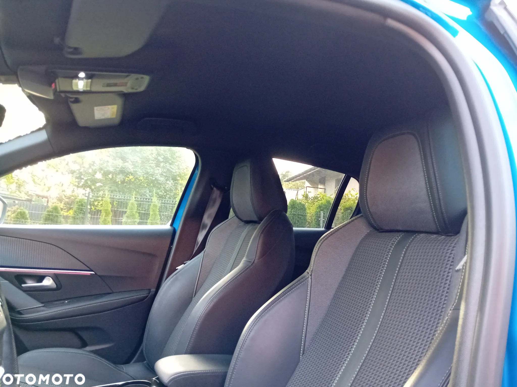 Peugeot 208 1.2 PureTech GT Line S&S EAT8 - 23