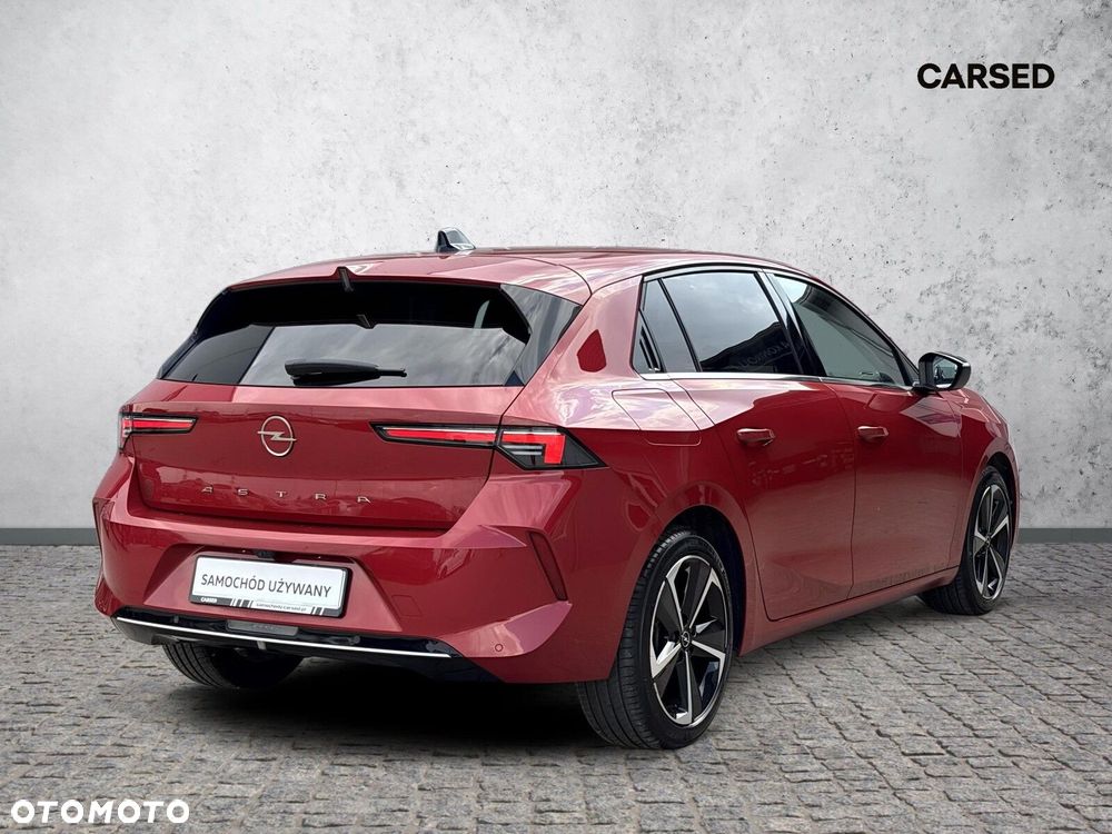 Opel Astra 1.2 T Elegance S&S - 3
