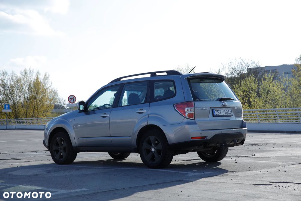 Subaru Forester 2.0D XE 000 - 3