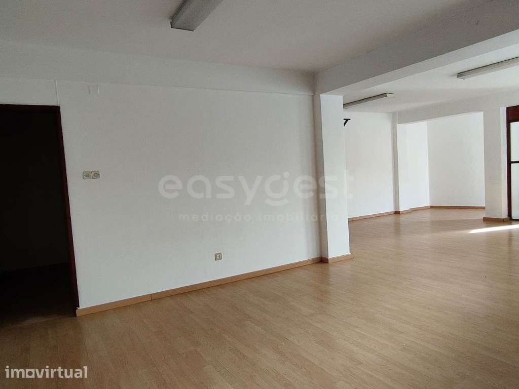 Espaço comercial situado no centro de Beja - Grande imagem: 5/9