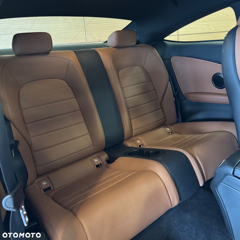 Mercedes-Benz Klasa C 200 4MATIC 9G-TRONIC - 15