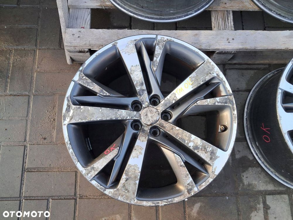 citroen peugeot rcz felgi aluminiowe 19" 8,5 et27 5x108 9800684277 - 2
