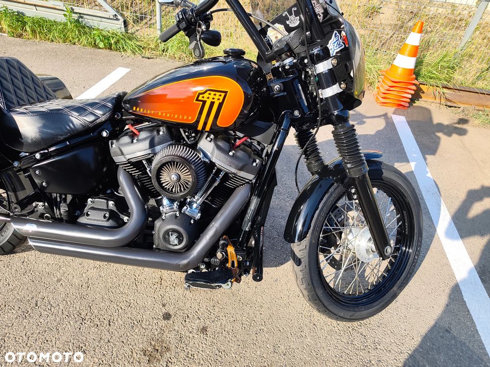 Harley-Davidson Softail Street Bob - 4