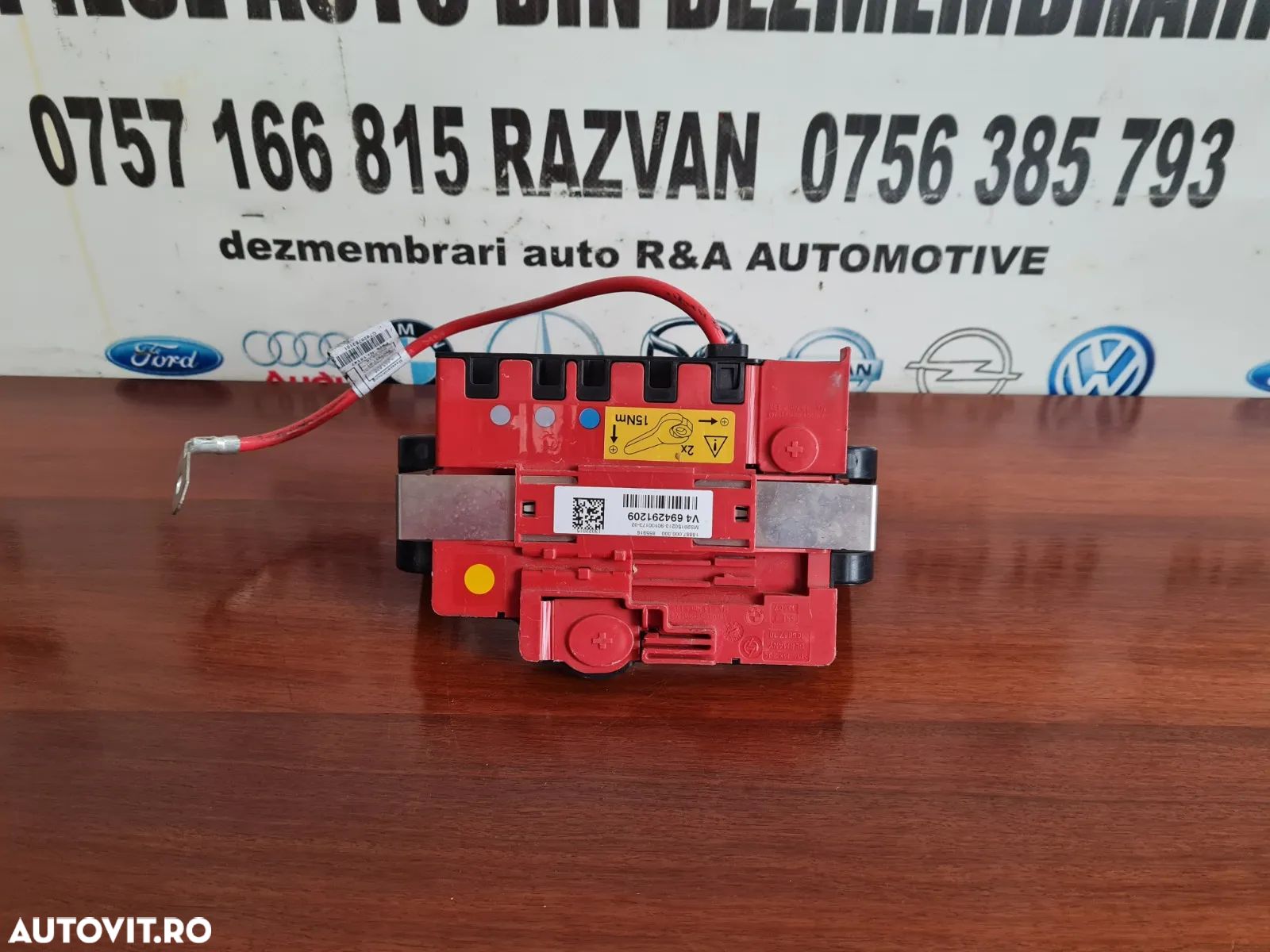 Borna Baterie Plus Bmw E90 E91 E87 Cod  - Dezmembrari Arad - 1