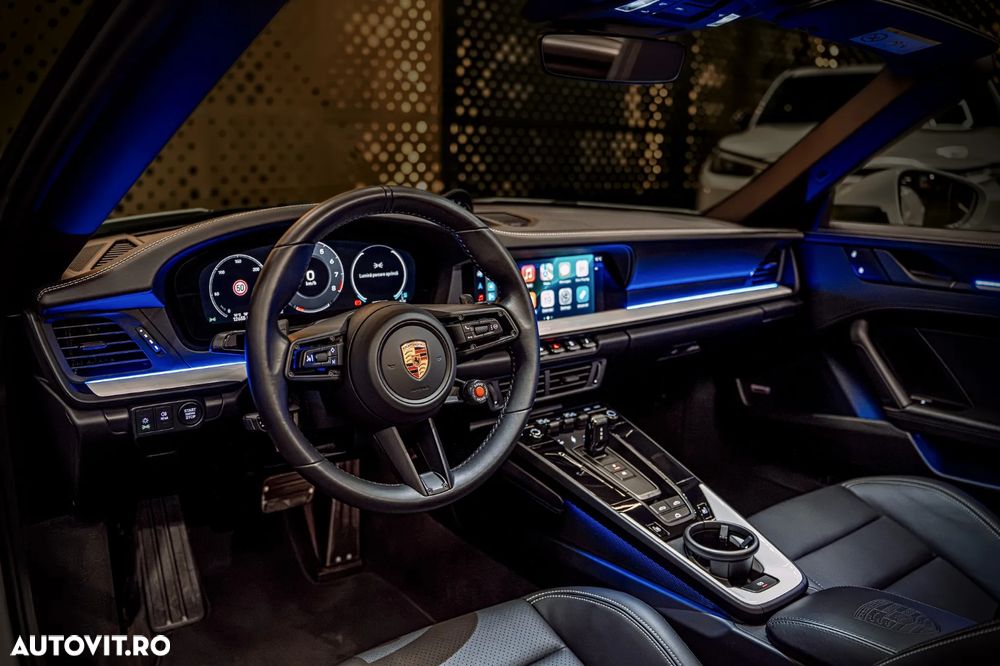 Porsche 911 Carrera PDK - 9