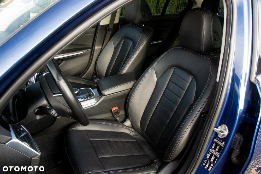 BMW Seria 3 320d xDrive Luxury Line - 12