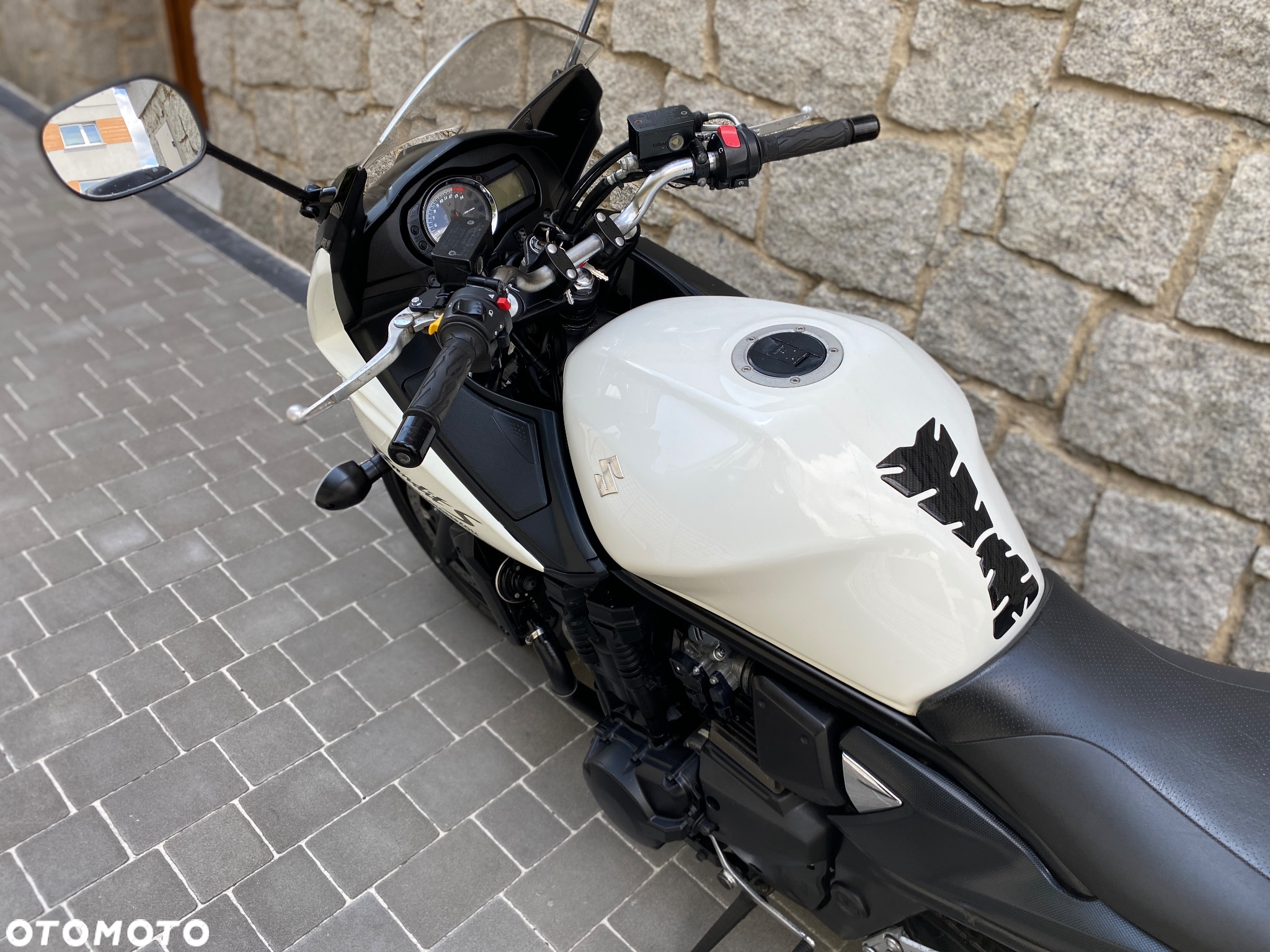 Suzuki Bandit - 22
