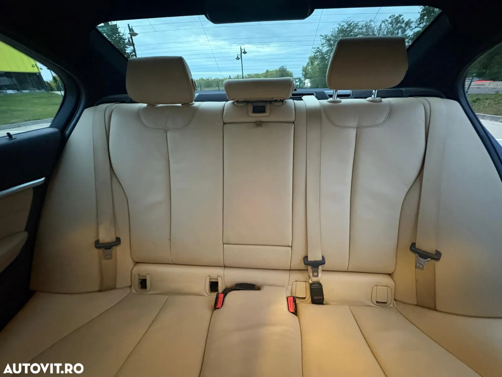 BMW Seria 3 330i xDrive AT Sport Line Shadow - 29