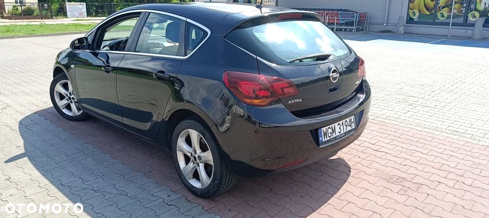Opel Astra 1.4 - 5
