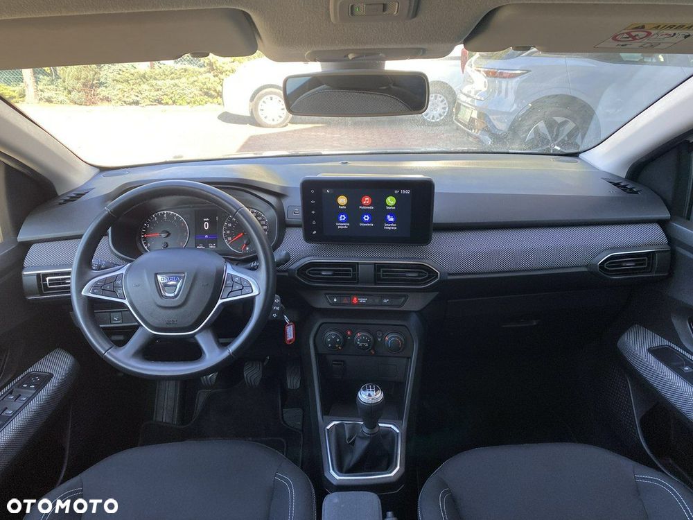 Dacia Sandero - 8
