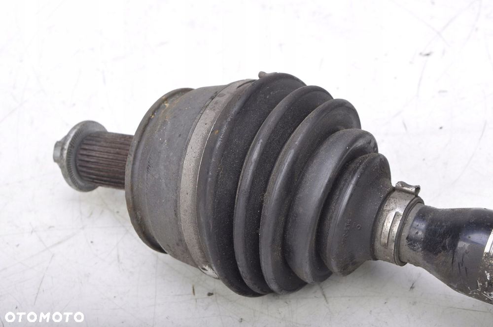 MERCEDES W176 PÓŁOŚ LEWA KRÓTKA A2463307600 - 2