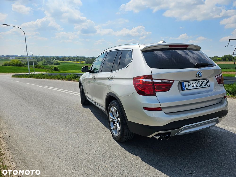 BMW X3 xDrive28i xLine - 3