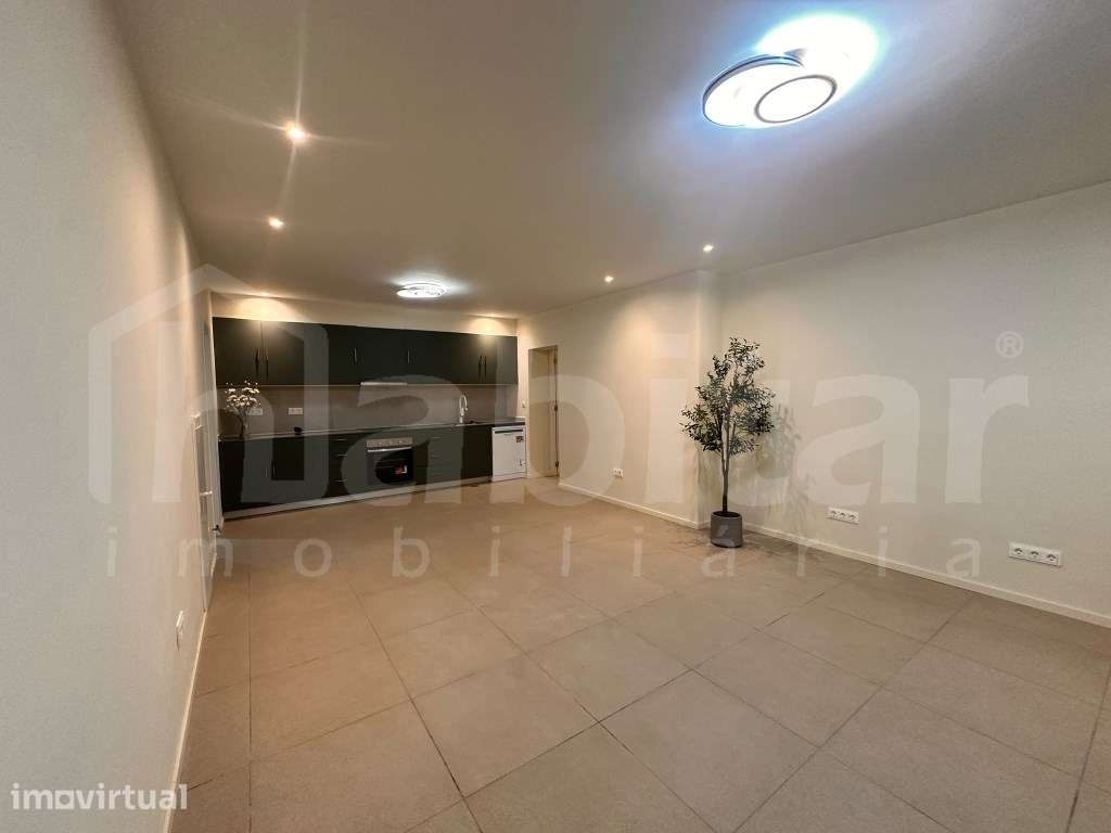 Moradia T3 No Coração da Vila de Benavente - Grande imagem: 3/19