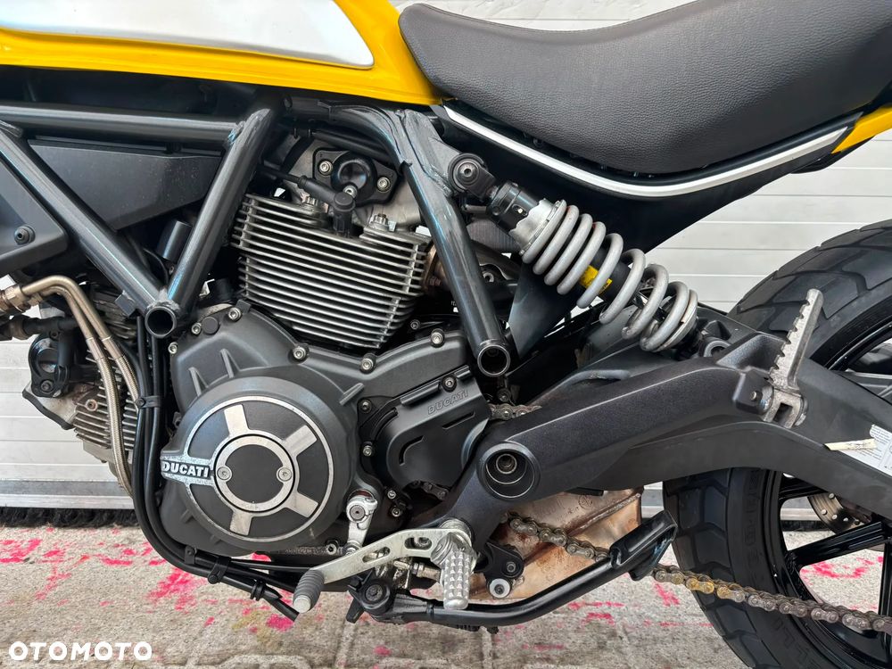 Ducati Scrambler - 24