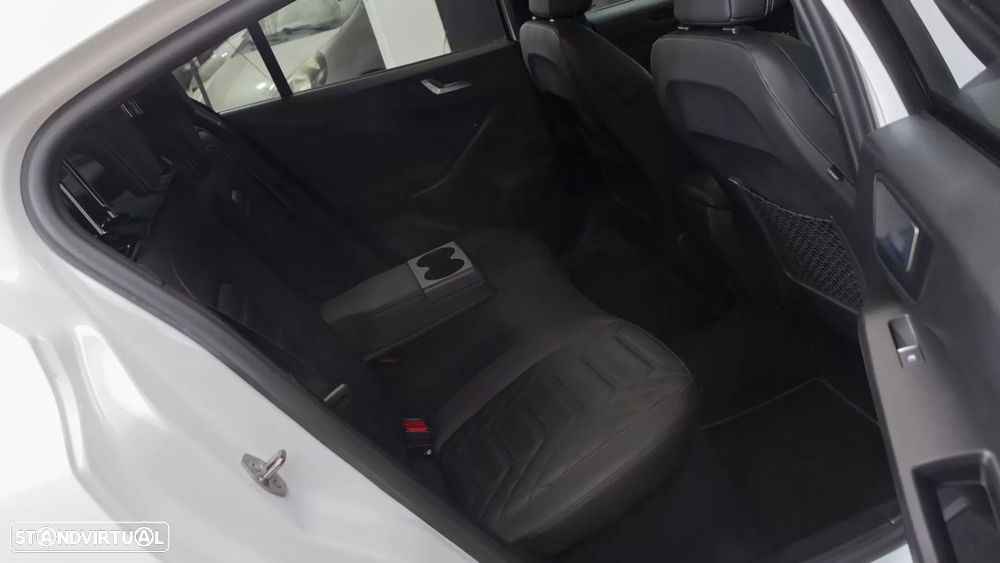 Ford Focus 1.0 EcoBoost MHEV ST-Line Aut. - 10