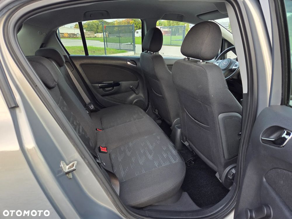 Opel Corsa - 17