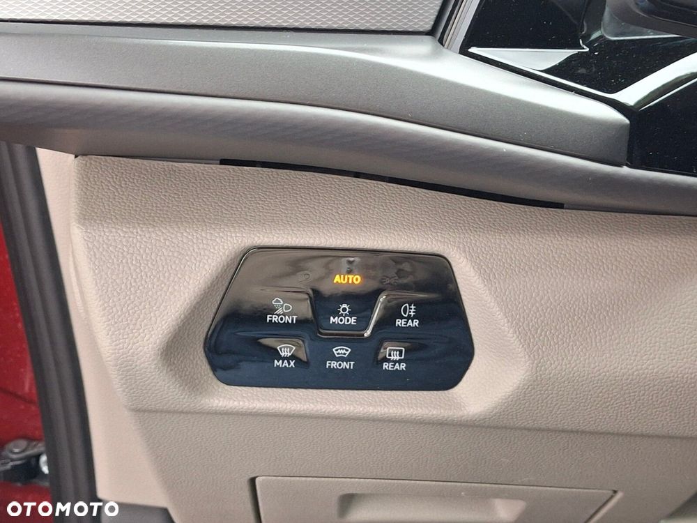 Volkswagen California - 34