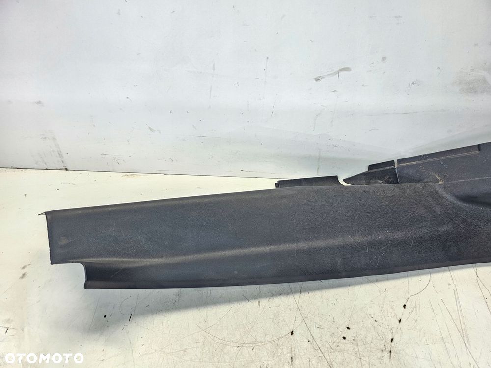 POSZYCIE PROGU PRAWY TYŁ AUDI Q5 8R 8R0867768B - 2