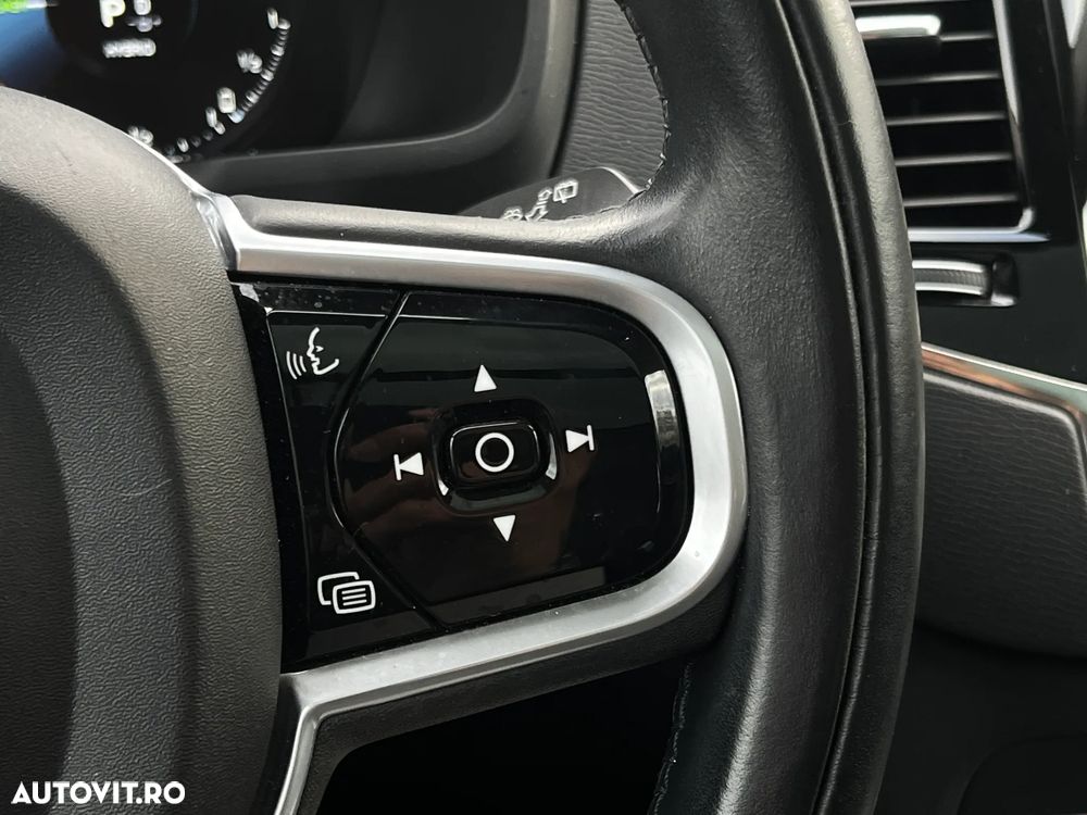 Volvo XC 90 - 17