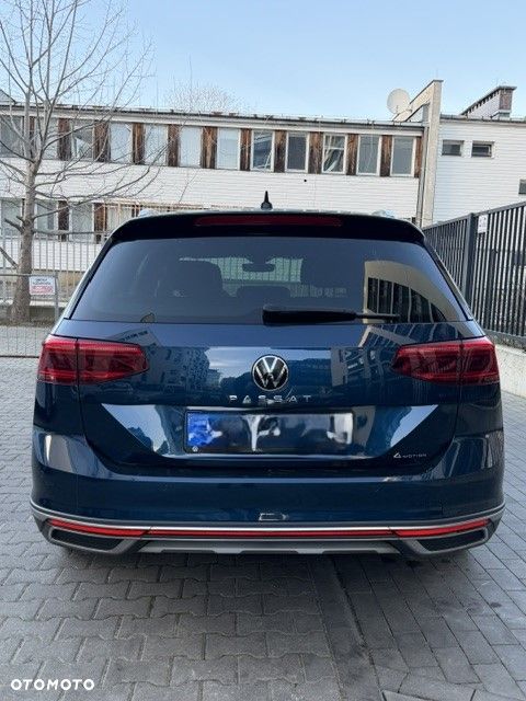 Volkswagen Passat - 3