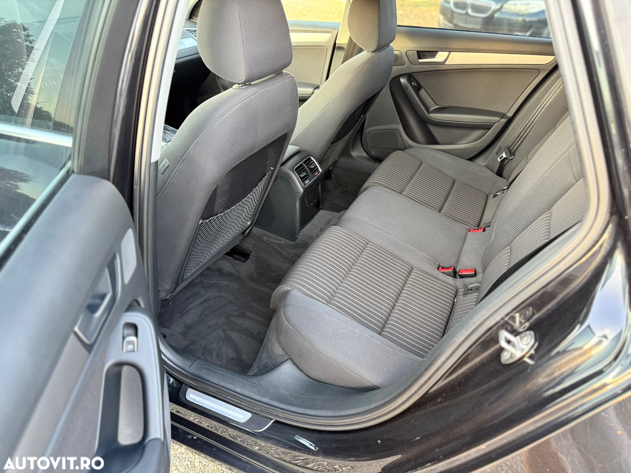 Audi A4 Avant 2.0 TDI DPF multitronic S line Sportpaket - 9