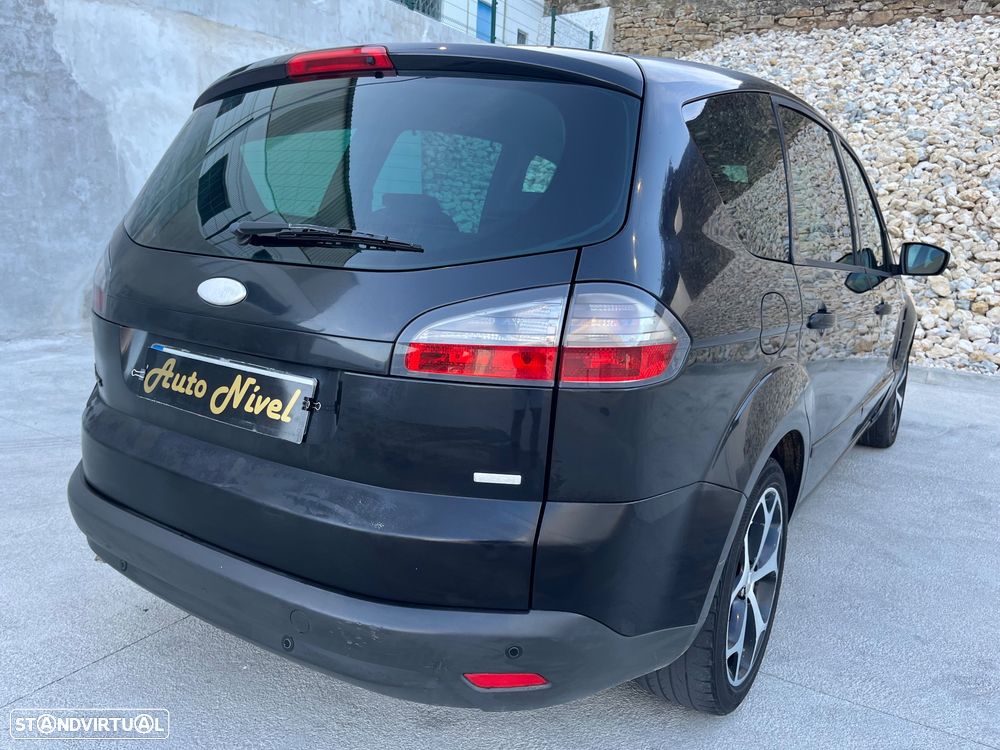 Ford S-Max 1.8 TDCi Titanium 7L - 13
