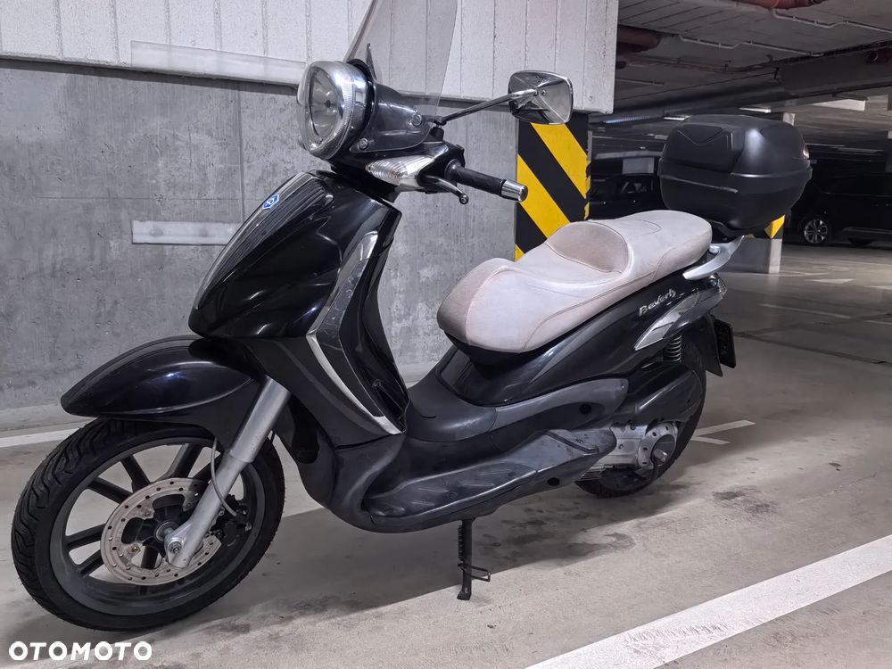 Piaggio Beverly - 12