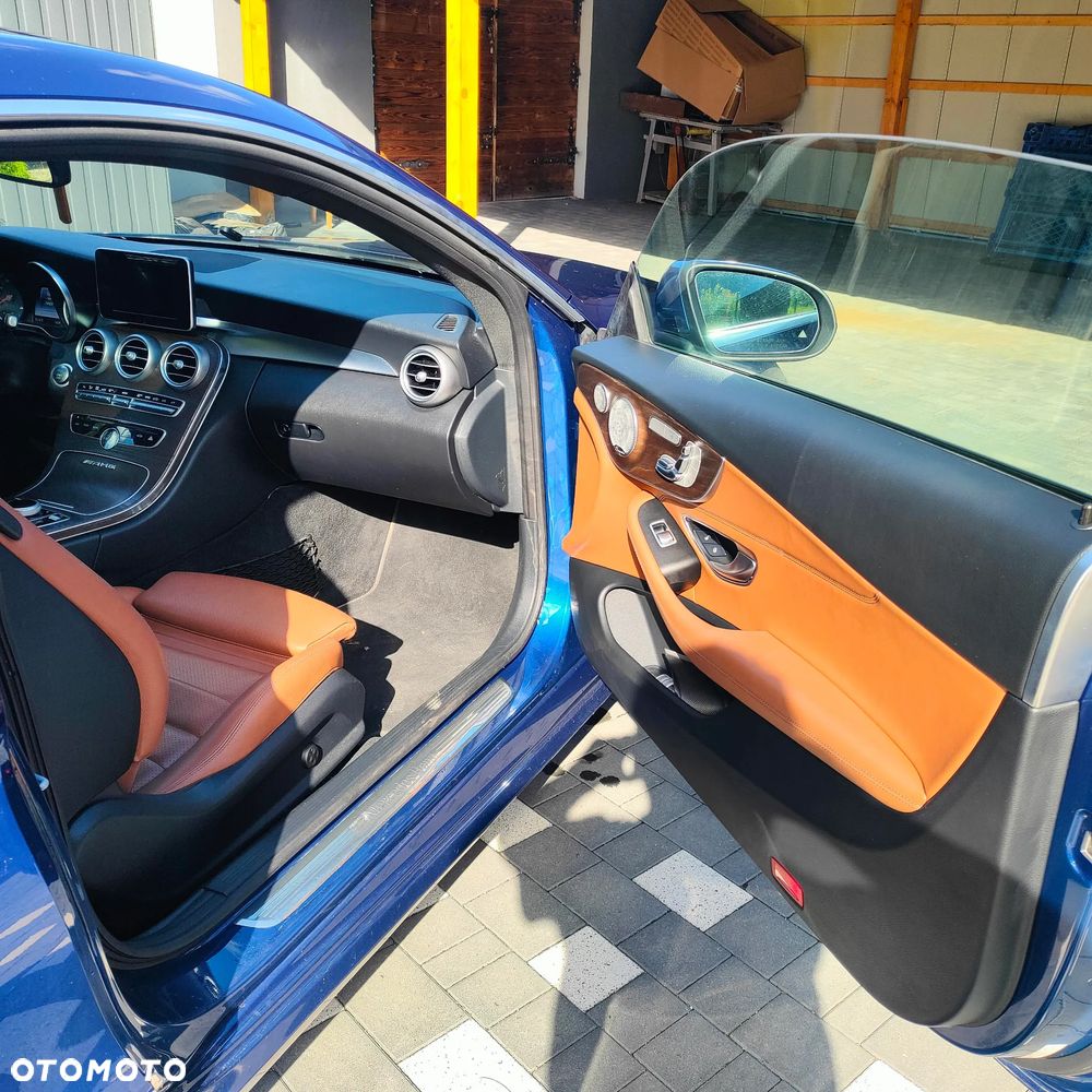 Mercedes-Benz Klasa C 300 7G-TRONIC AMG Line - 23