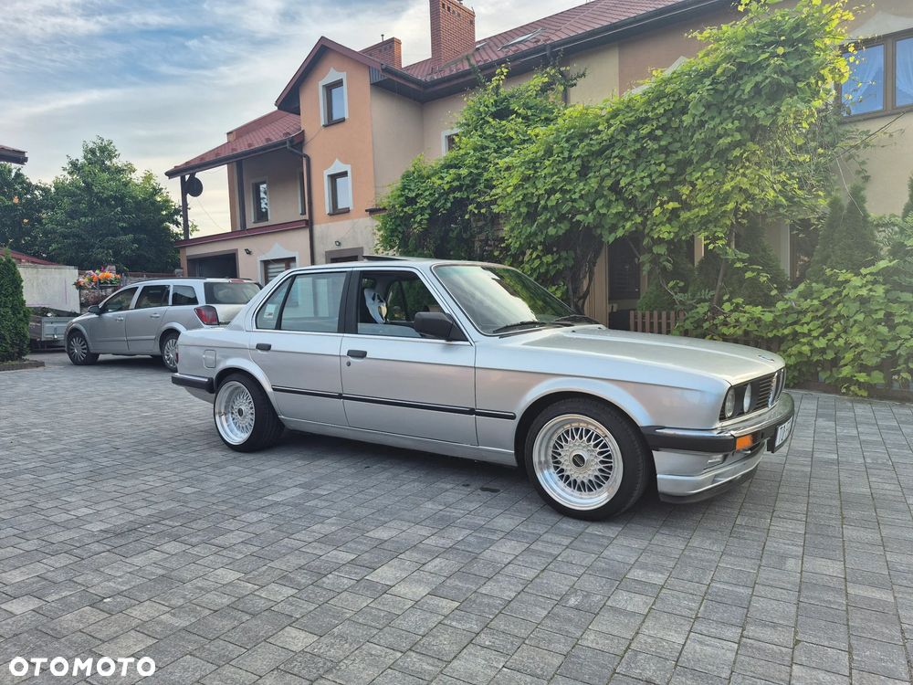 BMW Seria 3 - 12