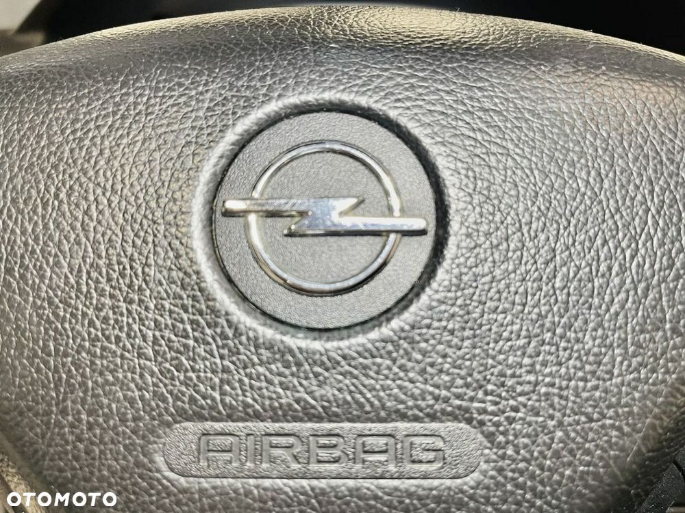 Opel Zafira 1.8 Executive - 15