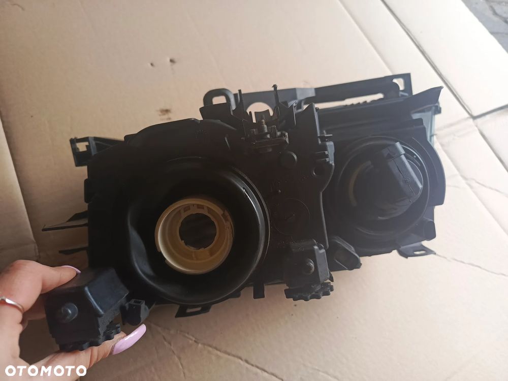 LAMPA PRZEDNIA PRAWA BMW E46 - 3