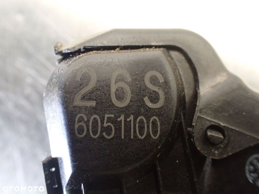 ZAMEK LEWY PRZÓD DRZWI SUZUKI GRAND VITARA II 1.9  6051100 - 5