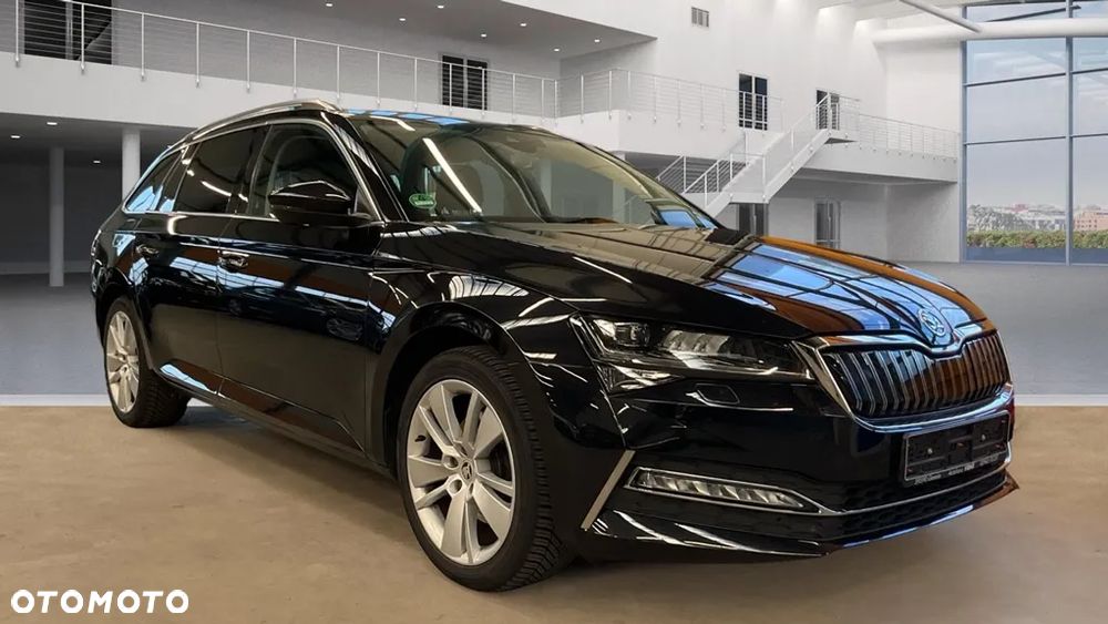 Skoda Superb 1.4 TSI Plug-In Hybrid Style DSG - 1