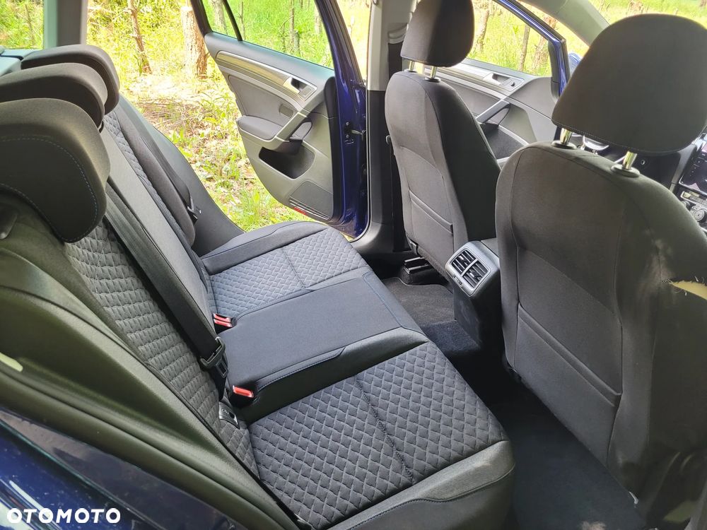 Volkswagen Golf 1.6 TDI Sound - 10