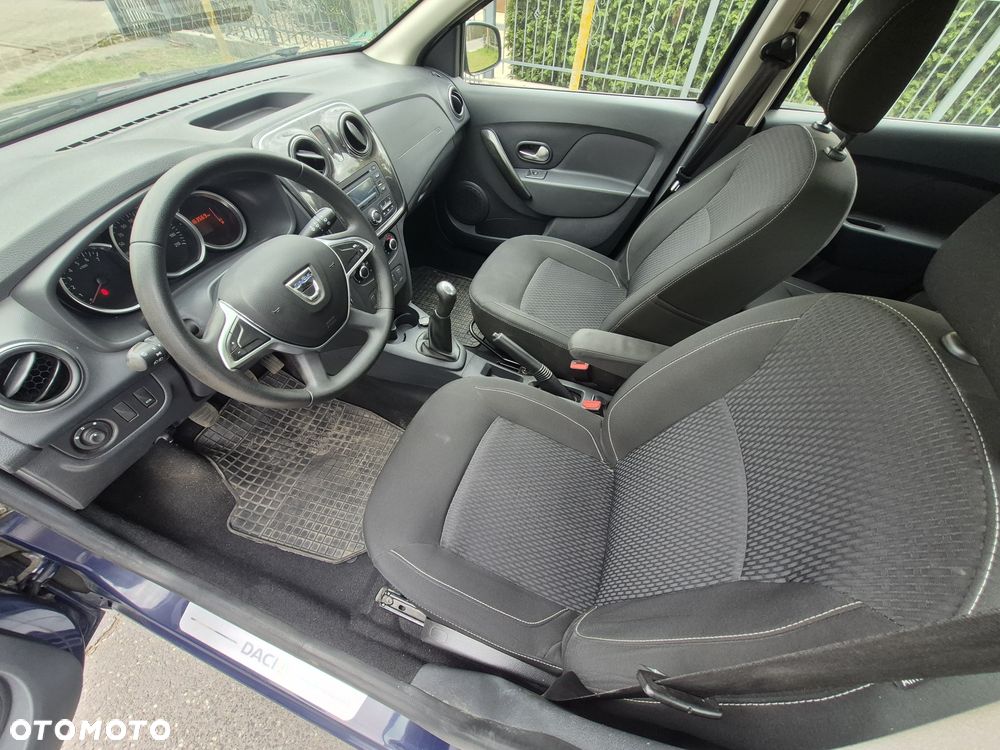 Dacia Sandero - 8
