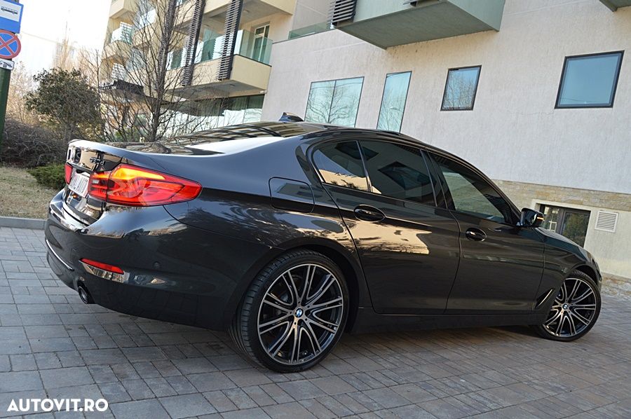 BMW Seria 5 530d xDrive Aut. Luxury Line - 24
