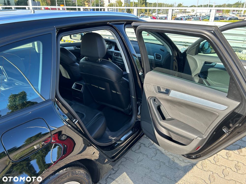 Audi A4 Avant - 13